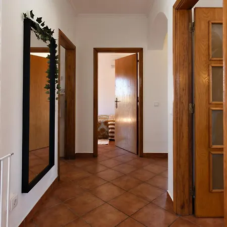 Villa Luz Vieira *