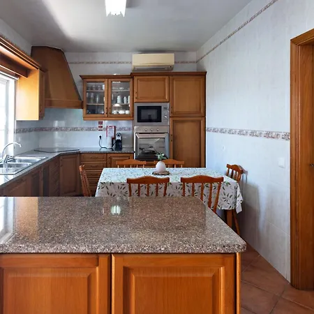 Luz Vieira Willa Albufeira